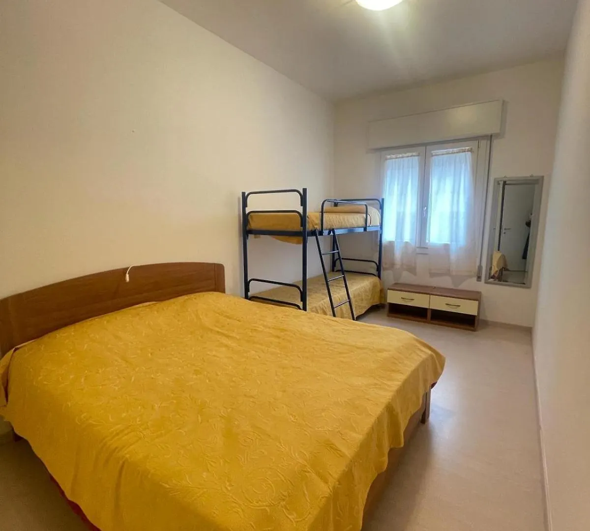 Condominio Rinascita - Solo Per Famiglie- Walterigato Apartments Lido di Jesolo